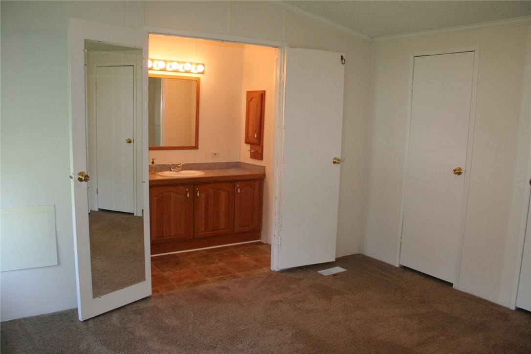 175 Spring Run Manchester, NY 14432 - Photo 17 of 28