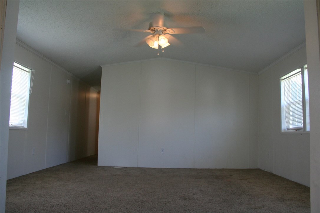 175 Spring Run Manchester, NY 14432 - Photo 21 of 28