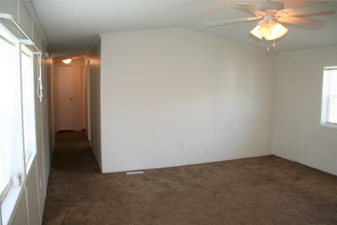 175 Spring Run Manchester, NY 14432 - Photo 23 of 28