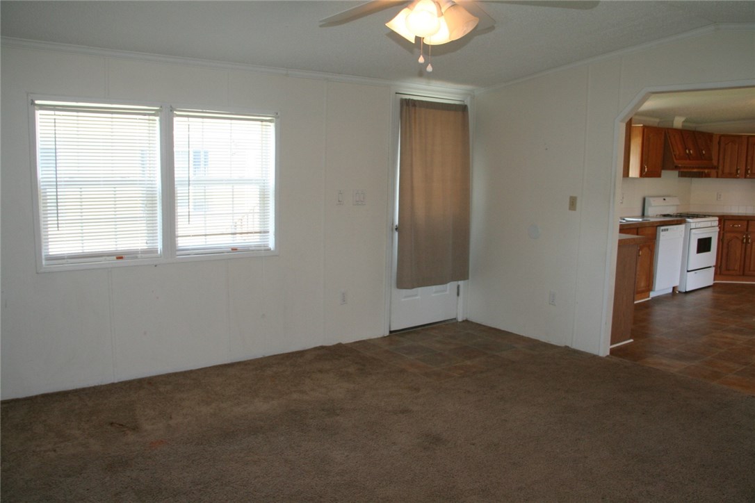 175 Spring Run Manchester, NY 14432 - Photo 5 of 28