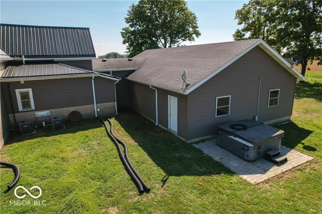 1502 South Stringtown Road Covington, IN 47932 - Photo 11 of 13