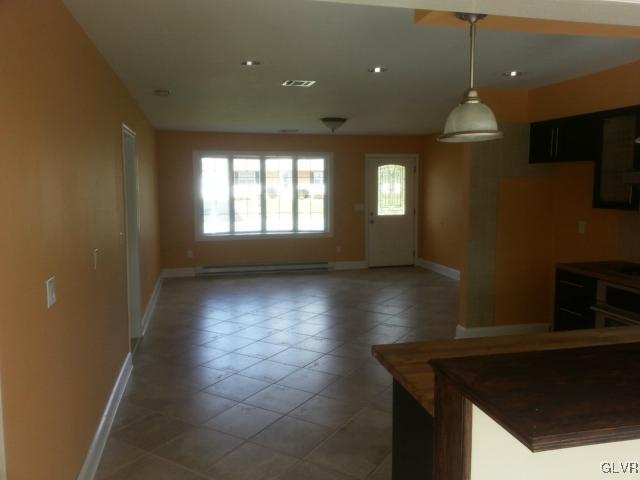3944 Devonshire Road Bethlehem, PA 18020 - Photo 4 of 18 Gallery Image 4