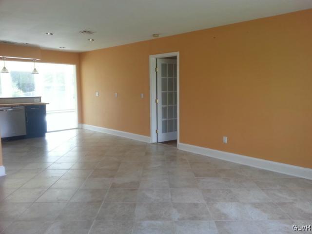 3944 Devonshire Road Bethlehem, PA 18020 - Photo 5 of 18 Gallery Image 5