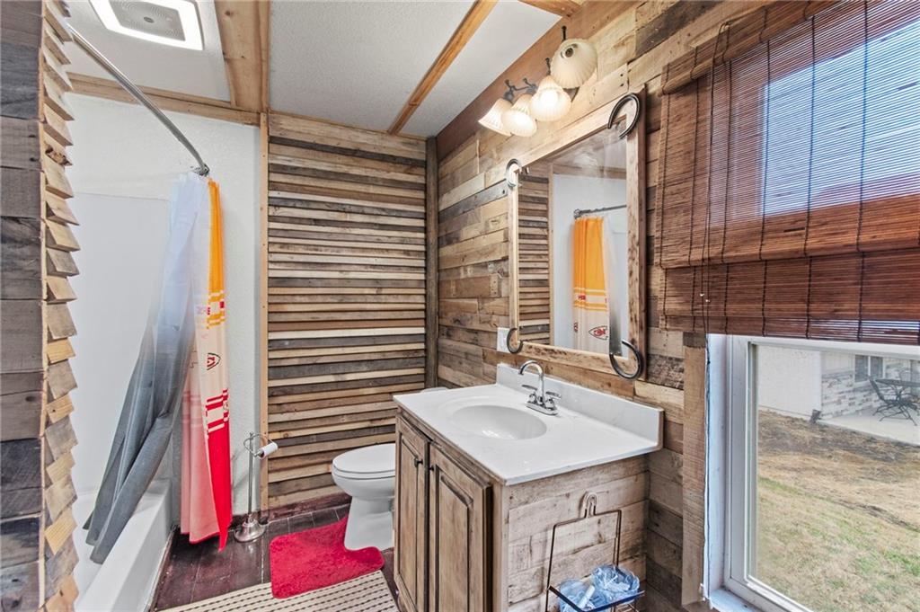 616 East 3rd Street Cameron, MO 64429 - Photo 7 of 25