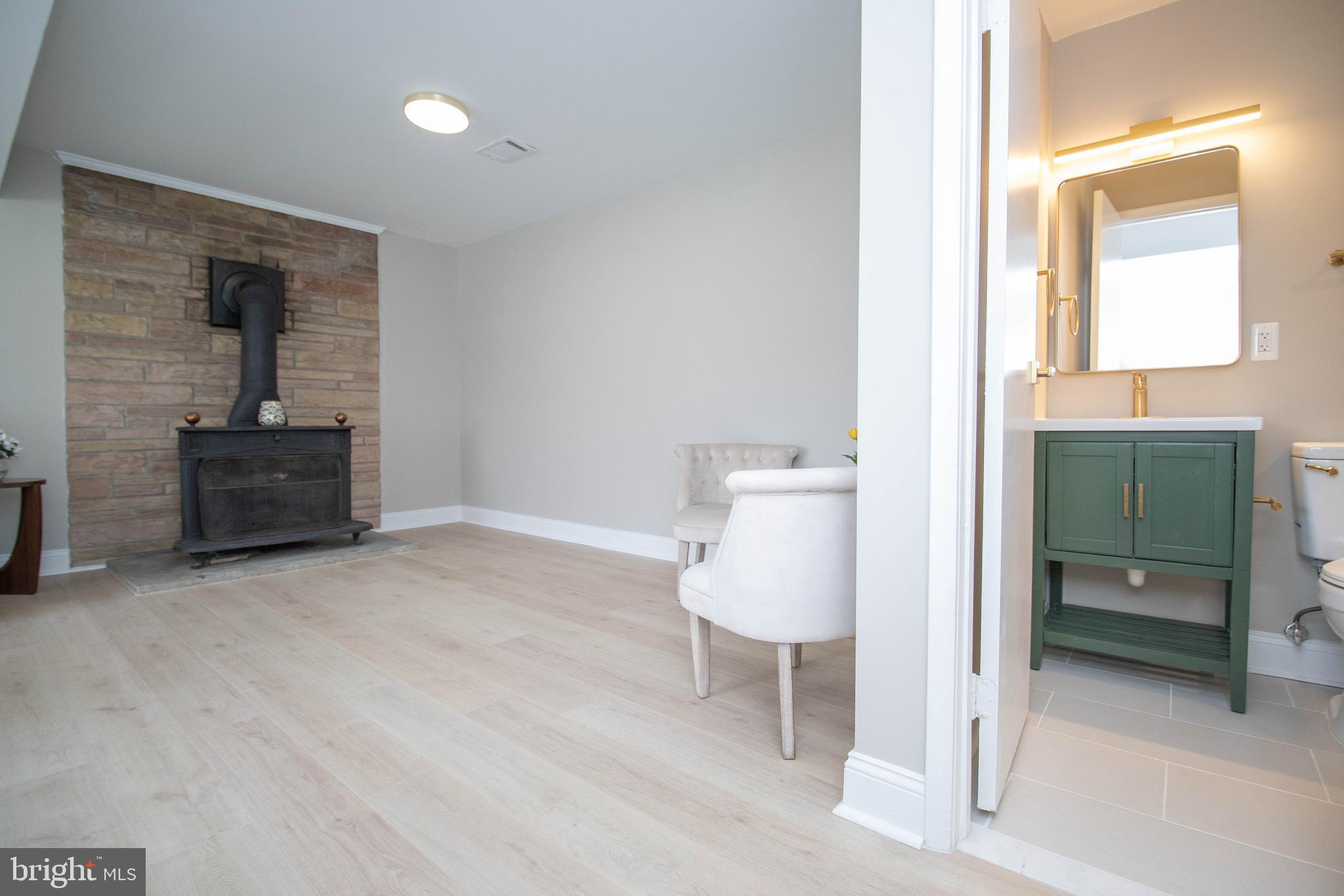 7834 Brompton Street Springfield, VA 22152 - Photo 34 of 44 Gallery Image 34