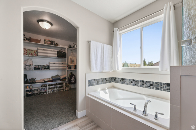 7816 North Buckhorn Road Tooele, UT 84074 - Photo 21 of 64 Primary Bathroom