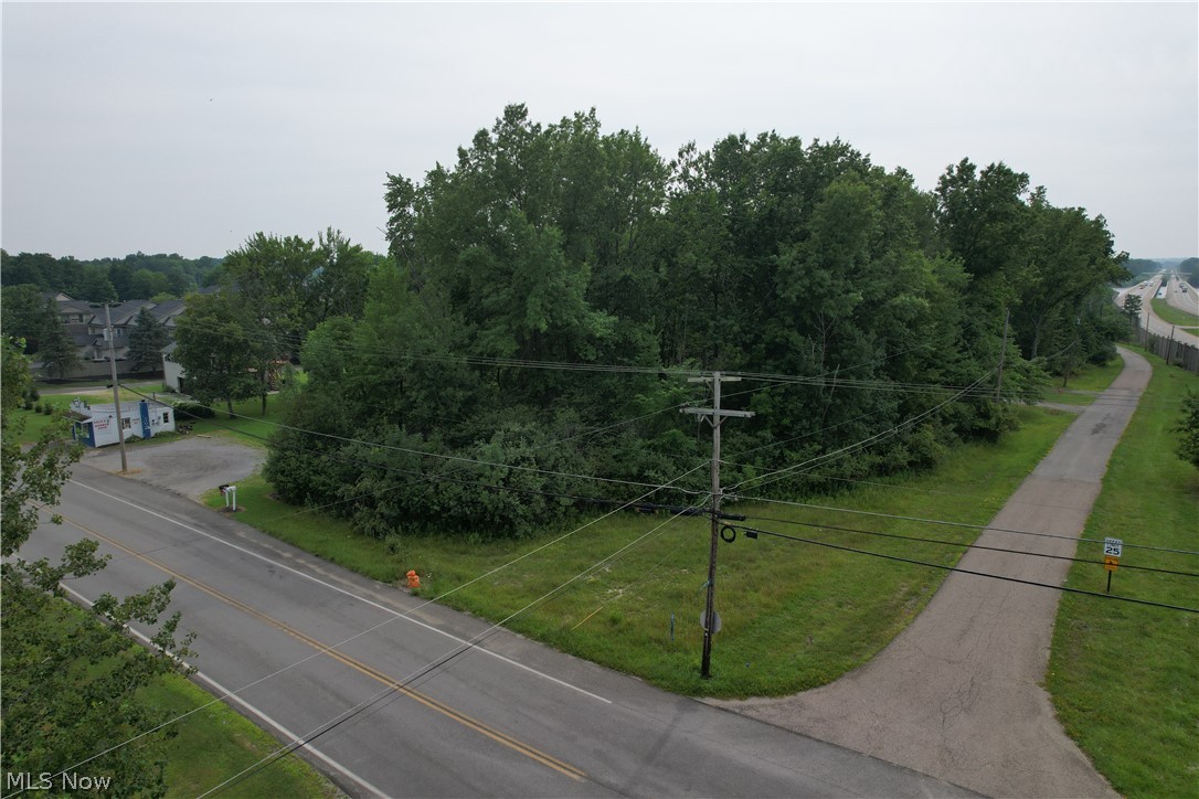 Northeast River Road Lake Milton, OH 44429 - Photo 1 of 12 Gallery Image 1