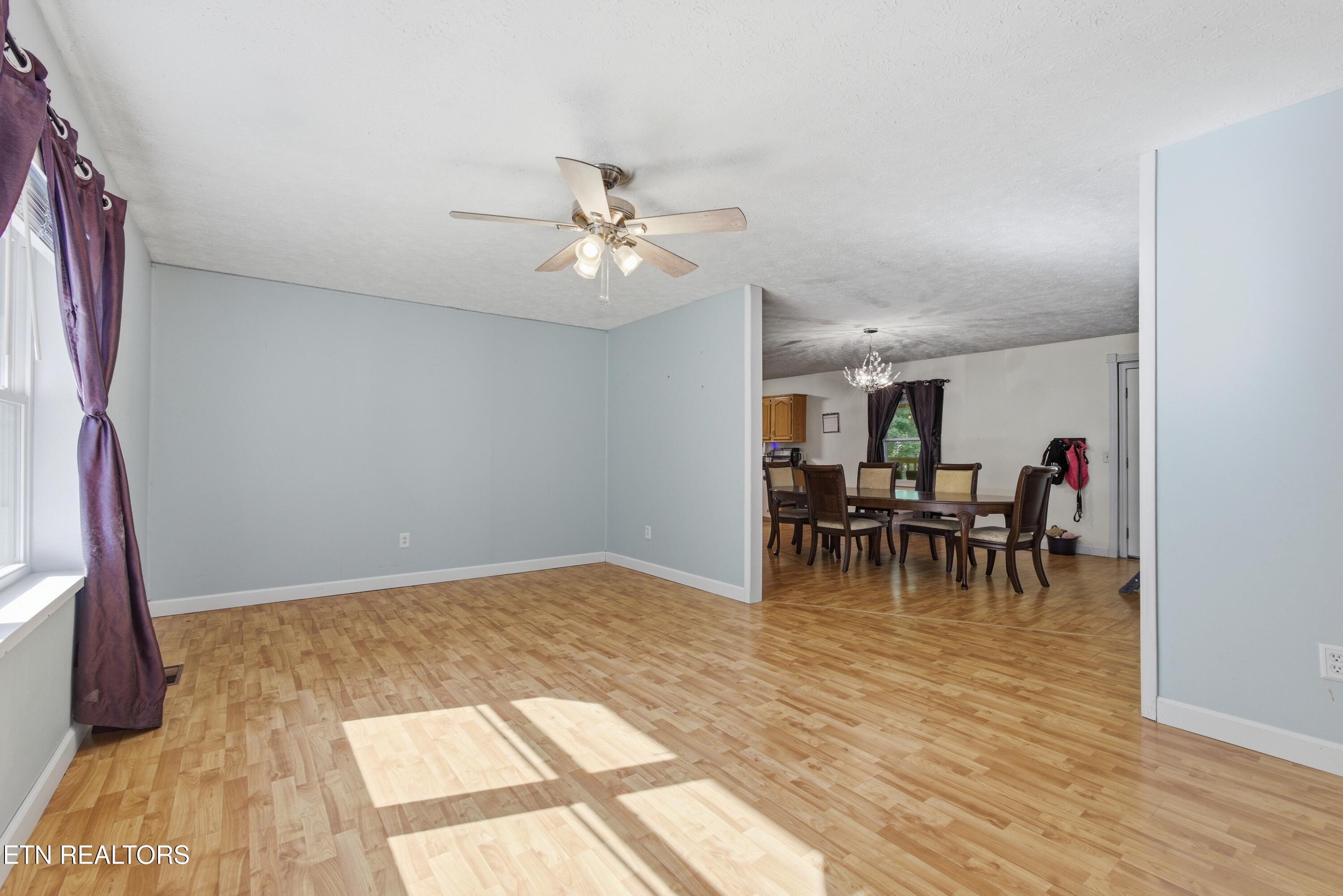 140 Walnut Street Deer Lodge, TN 37726 - Photo 12 of 37 476W9791