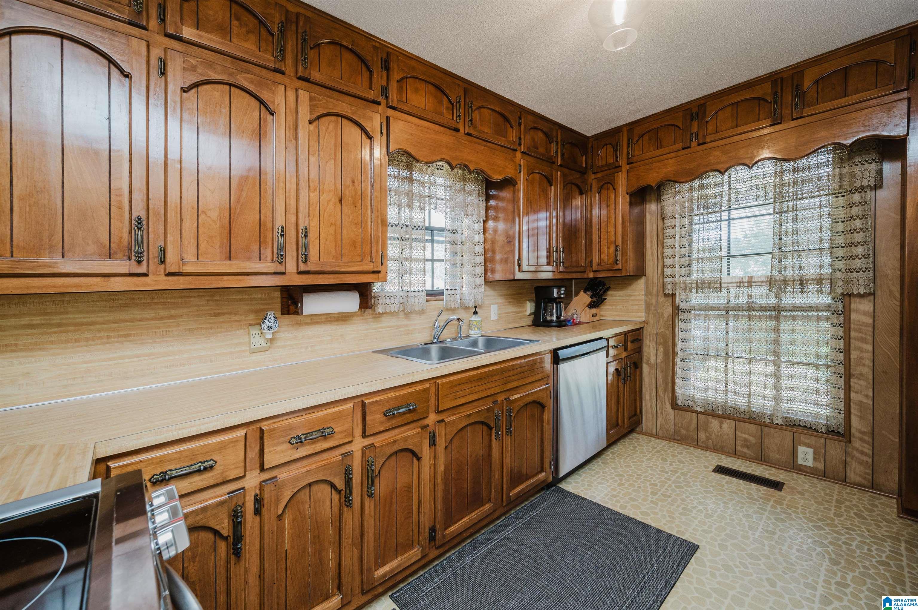 117 Raimund Avenue Bessemer, AL 35020 - Photo 16 of 38