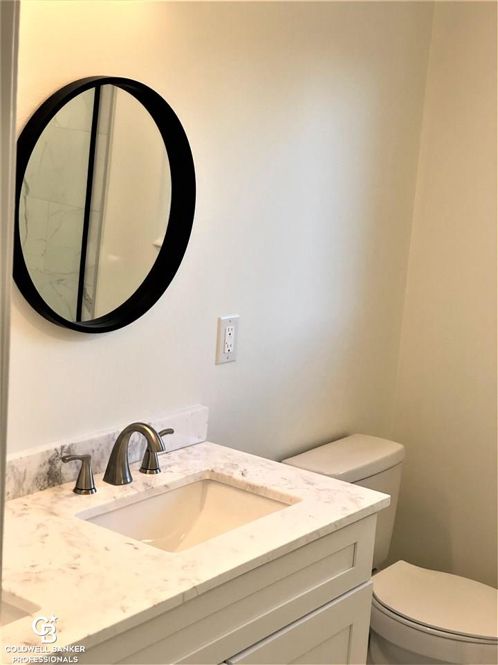2510 Dearborn Avenue Rochester Hills, MI 48309 - Photo 23 of 48