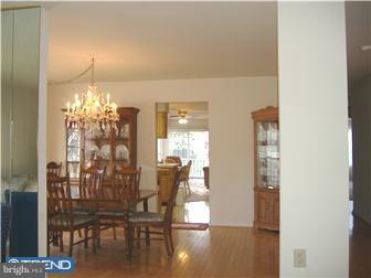 57 Stratford Road Southampton, NJ 08088 - Photo 3 of 12 Dining Room