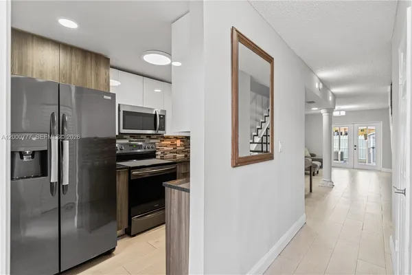 $279,900 | 1705 West 57th Street, Unit 506, Hialeah, FL 33012