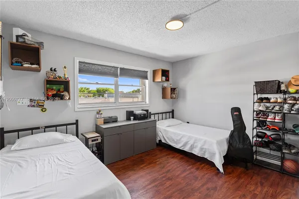 $279,900 | 1705 West 57th Street, Unit 506, Hialeah, FL 33012