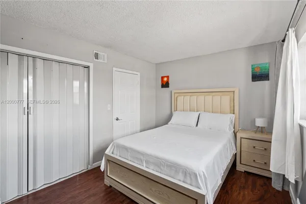 $279,900 | 1705 West 57th Street, Unit 506, Hialeah, FL 33012