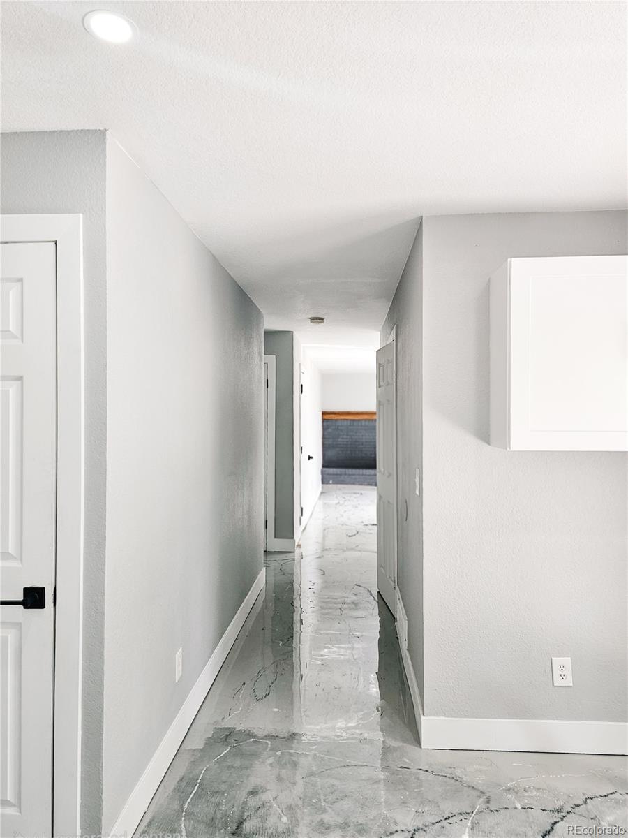 4716 Freeport Way Denver, CO 80239 - Photo 18 of 29