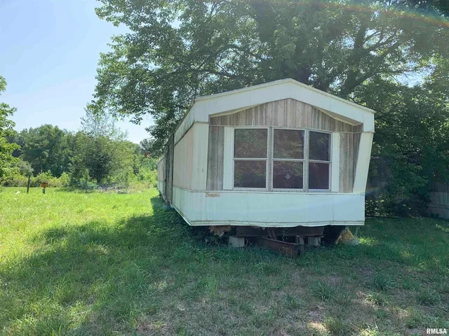 $150,000 | 5281-5287 Country Club Road, Unit 21, Murphysboro, IL 62966