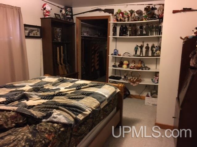 6676 O.65 Road Gladstone, MI 49837 - Photo 5 of 12