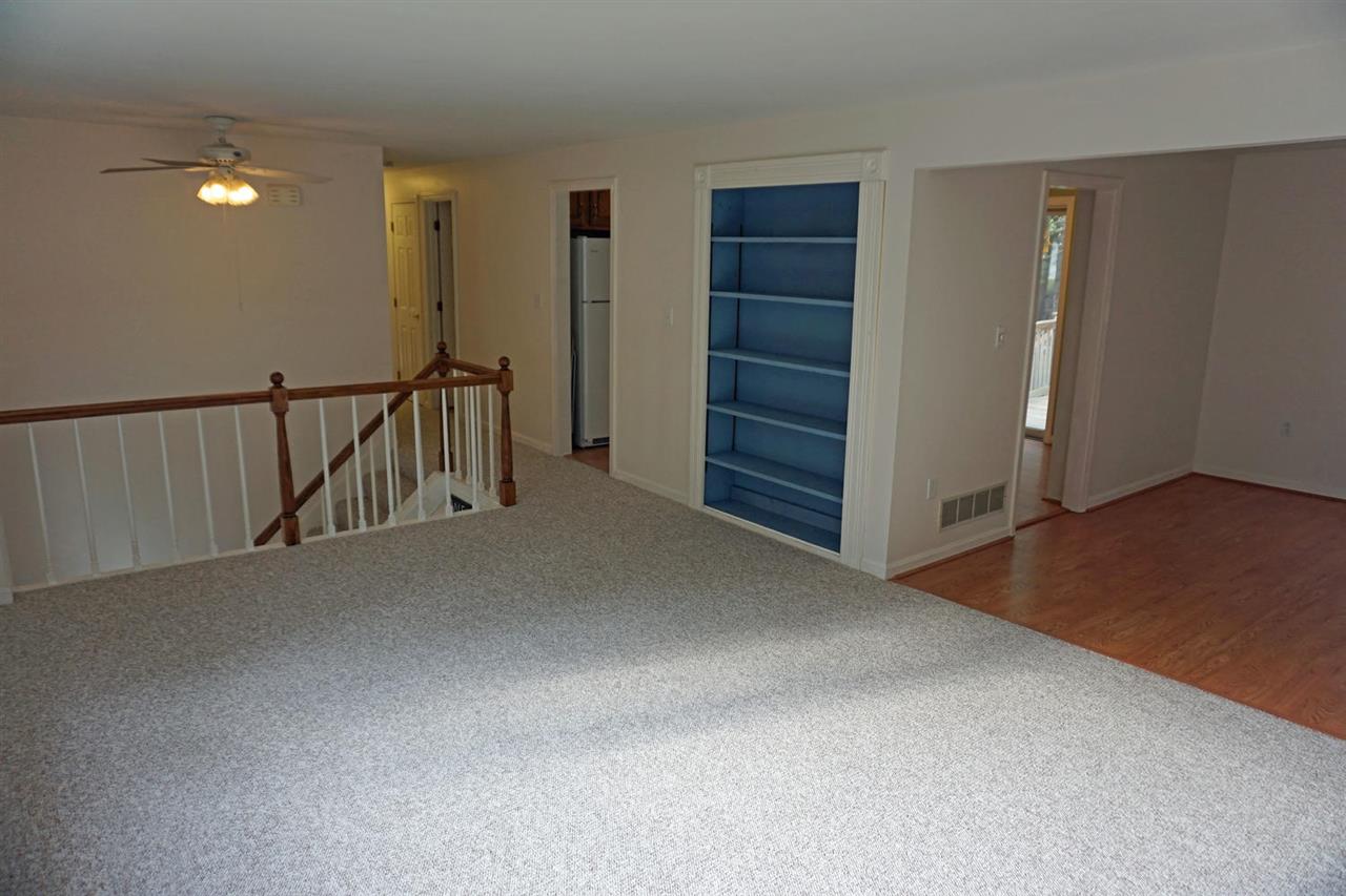 43 Picard Road Peterborough, NH 03458 - Photo 4 of 20