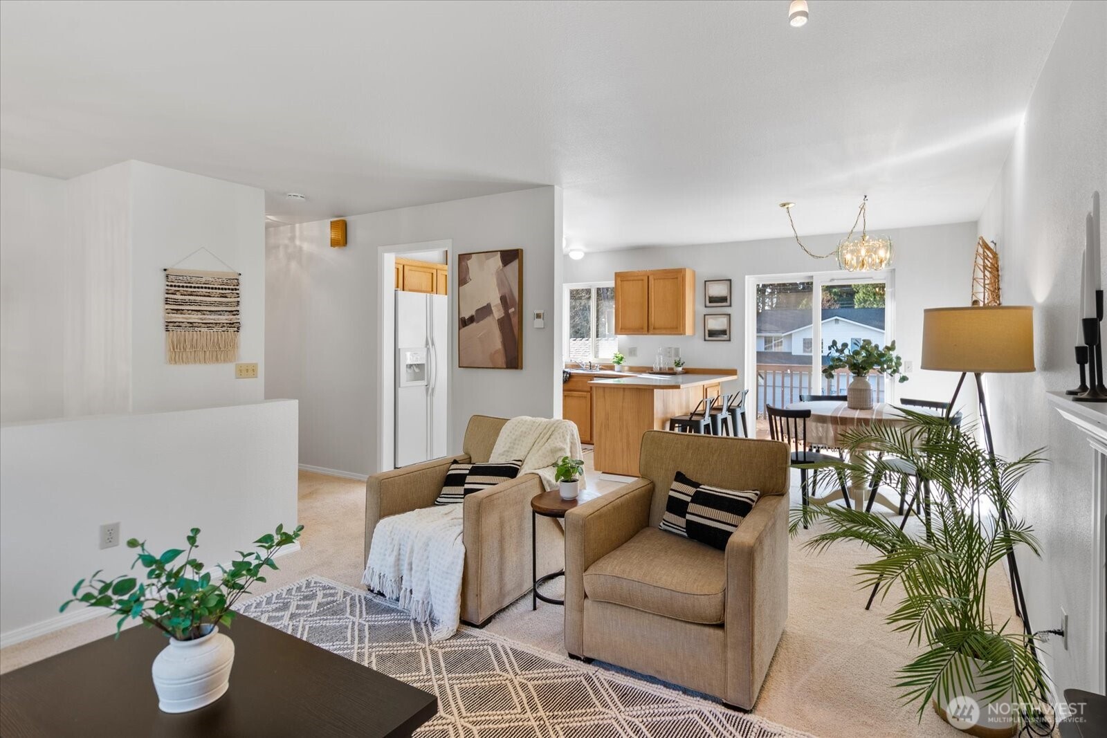 12305 Alexander Road Everett, WA 98204 - Photo 7 of 40