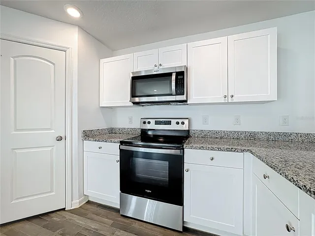 $1,900 | 166 Maple Drive, Kissimmee, FL 34759