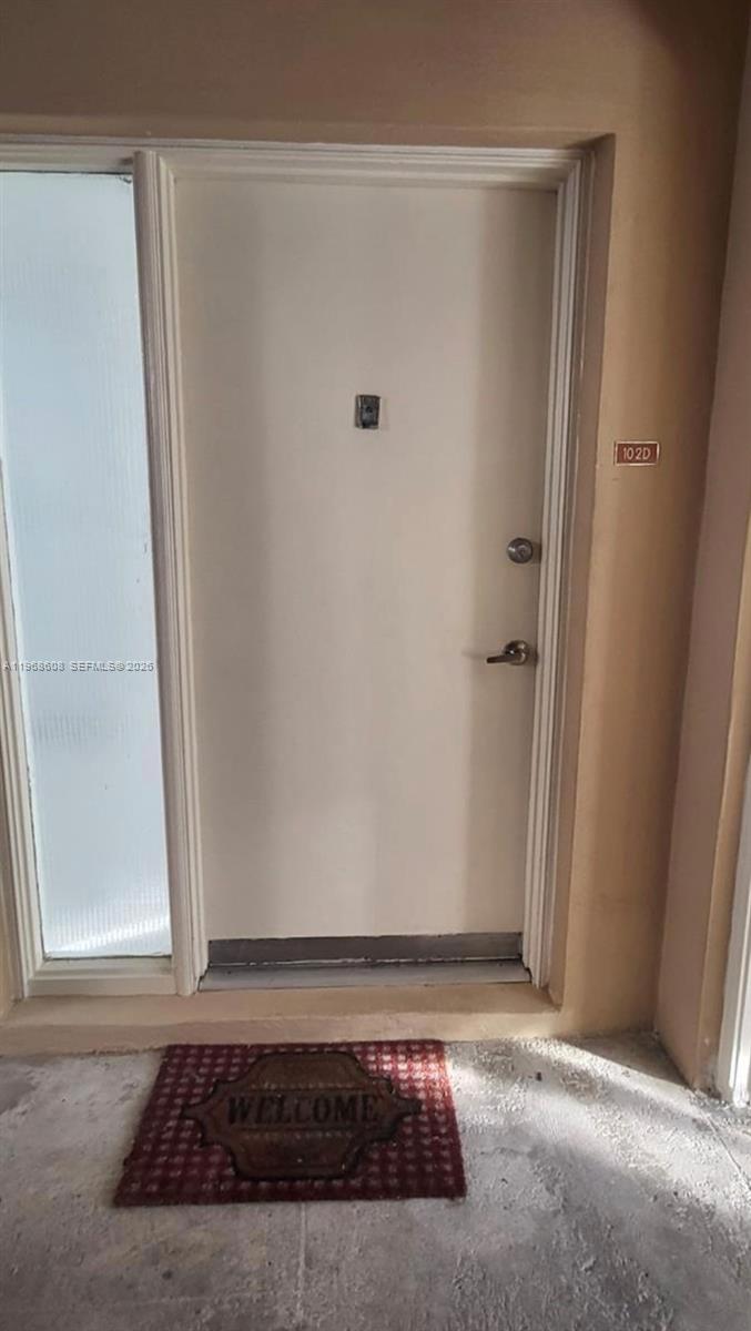 5425 Southwest 77th Court, Unit 102D Miami, FL 33155 - Photo 6 of 22