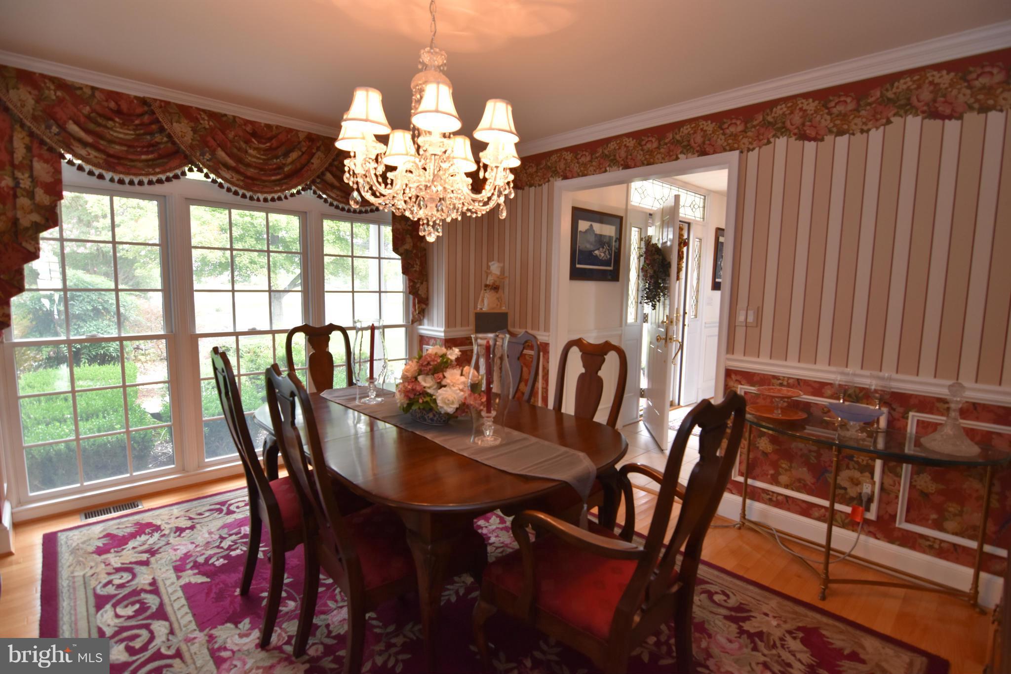 17217 Piney Point Road Piney Point, MD 20674 - Photo 16 of 30 Dining Room