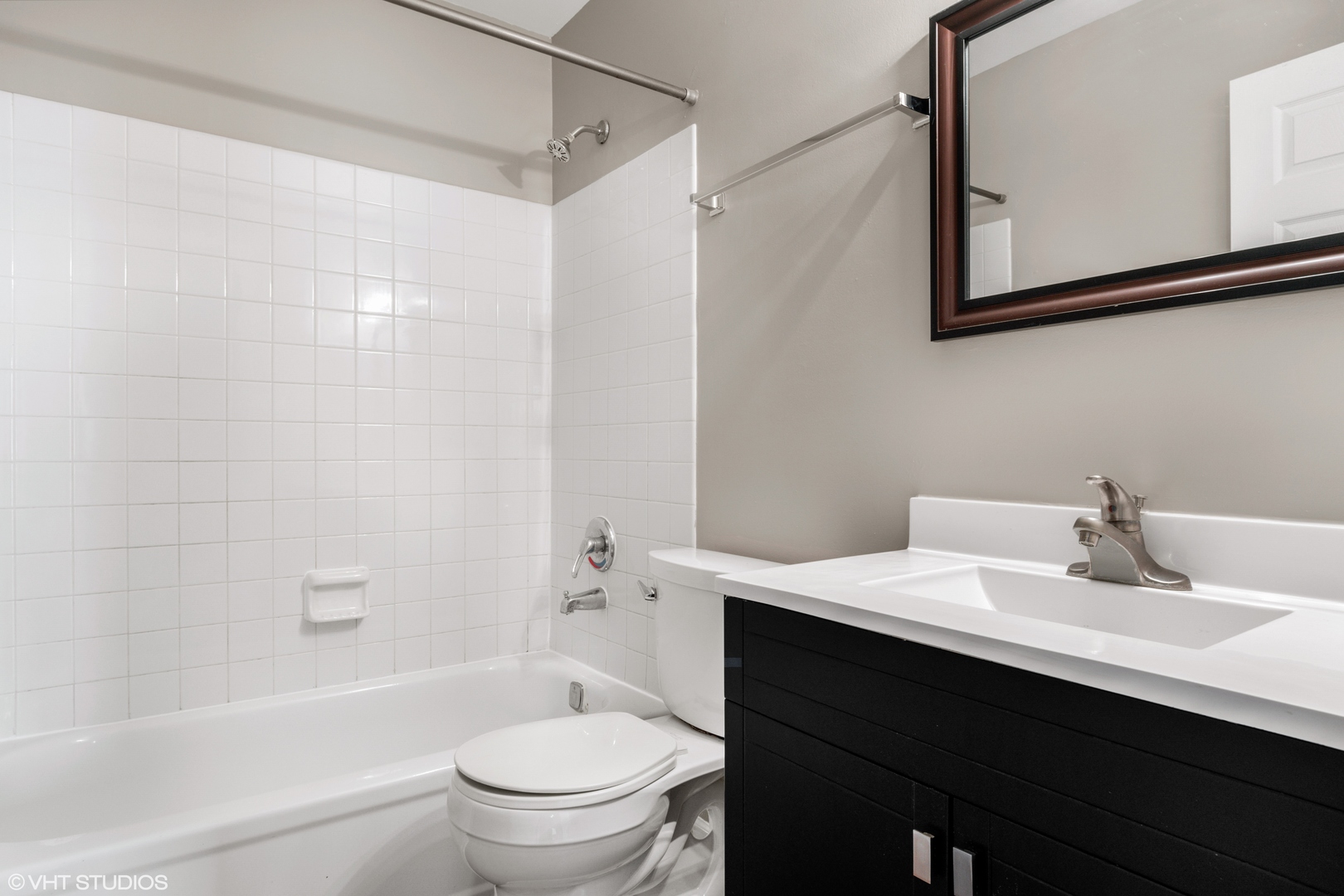 2300 Light Road, Unit 207 Oswego, IL 60543 - Photo 8 of 10