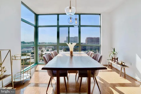 $365,000 | 11700 Old Georgetown Road, Unit 613, North Bethesda, MD 20852