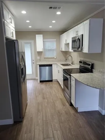 $2,250 | 391 Kentucky Avenue, Crystal Beach, FL 34681