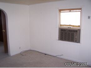 1417 Audubon Avenue Rochester, IN 46975 - Photo 3 of 9
