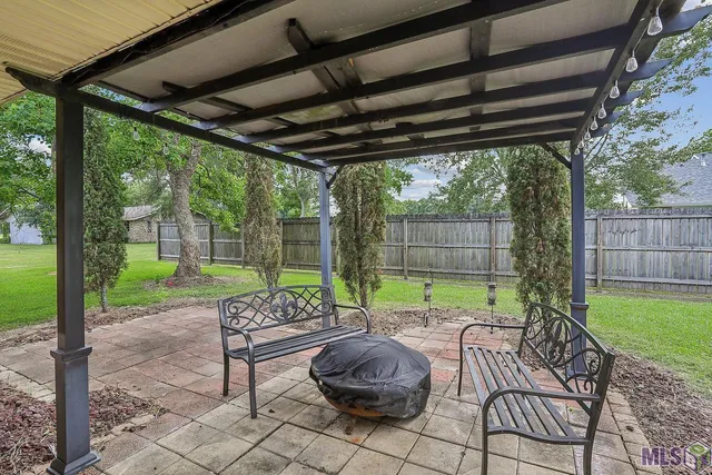 $319,900 | 13509 Joe Gautreaux Road, Gonzales, LA 70737