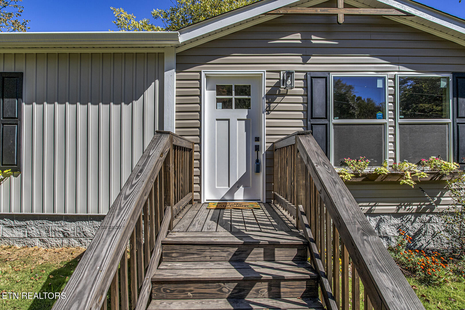 722 Posey Road Etowah, TN 37331 - Photo 17 of 52 06_PoseyRoad_722_FrontEntry