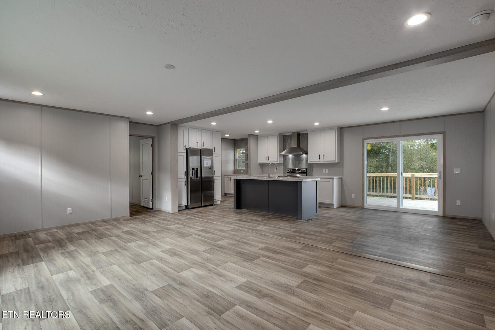 722 Posey Road Etowah, TN 37331 - Photo 21 of 52 10_PoseyRoad_722_Living04