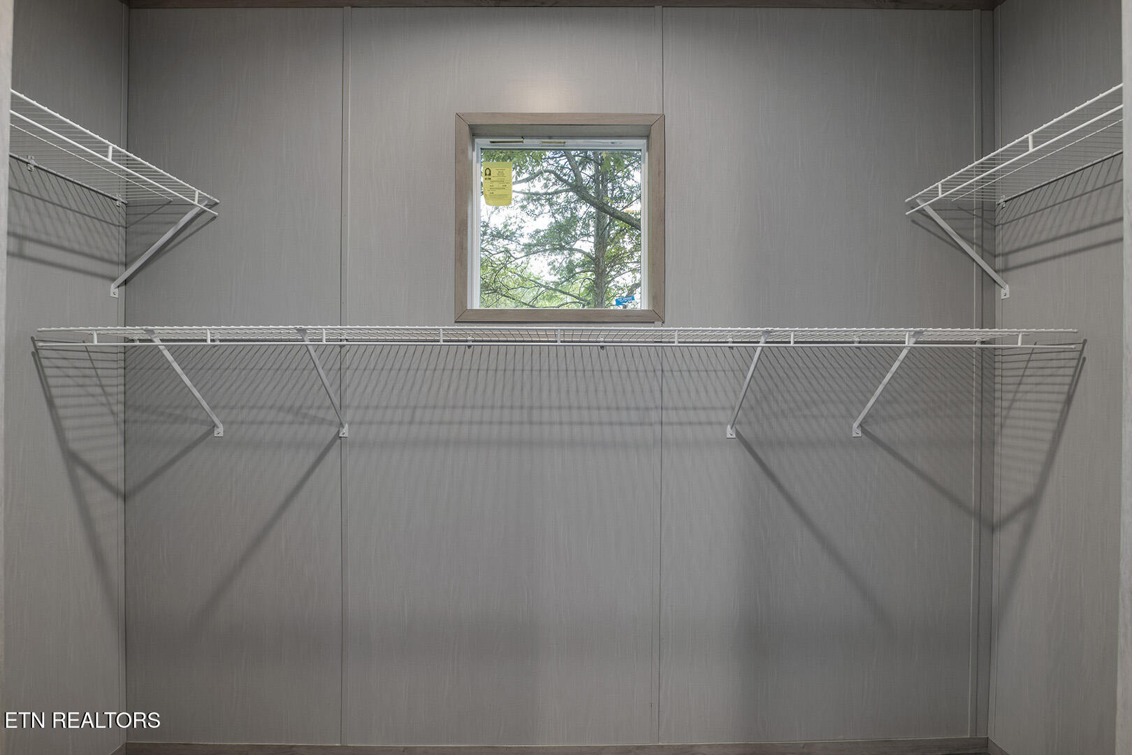 722 Posey Road Etowah, TN 37331 - Photo 39 of 52 29_PoseyRoad_722_MasterCloset1