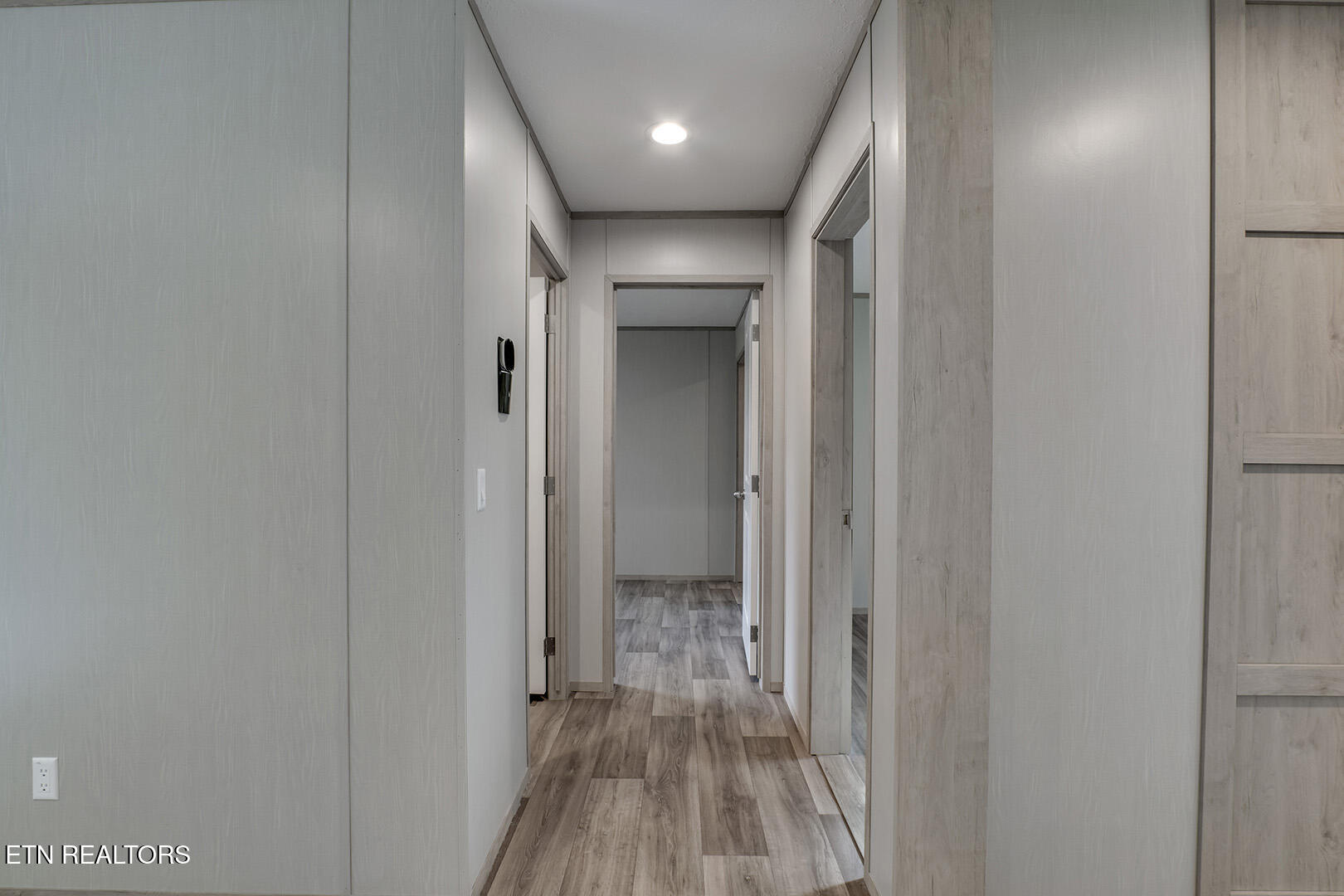 722 Posey Road Etowah, TN 37331 - Photo 43 of 52 33_PoseyRoad_722_GuestHall