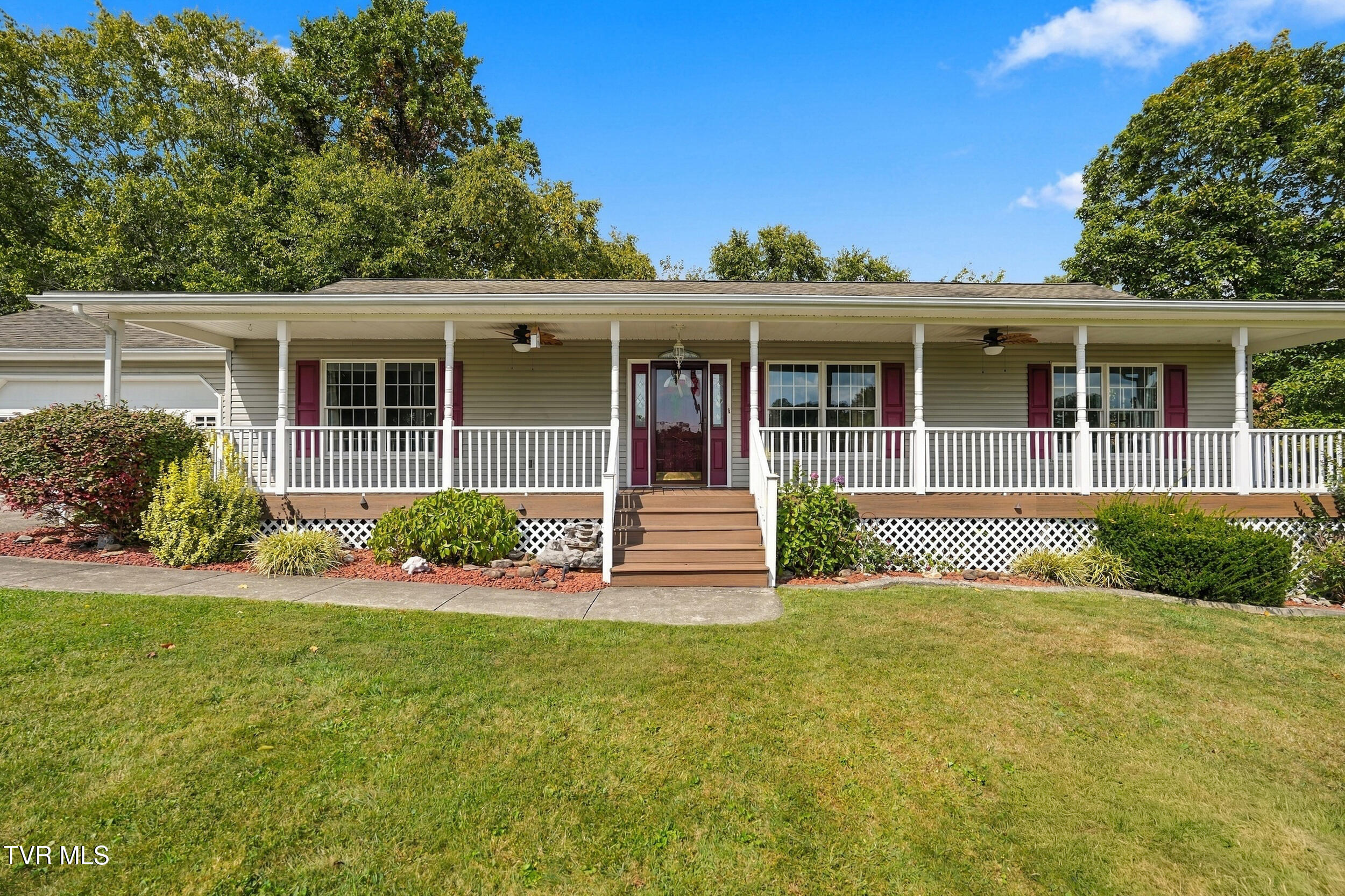 804 Nash Street Southwest Wise, VA 24293 - Photo 1 of 43 BEAUTIFUL HOME IN WISE!!