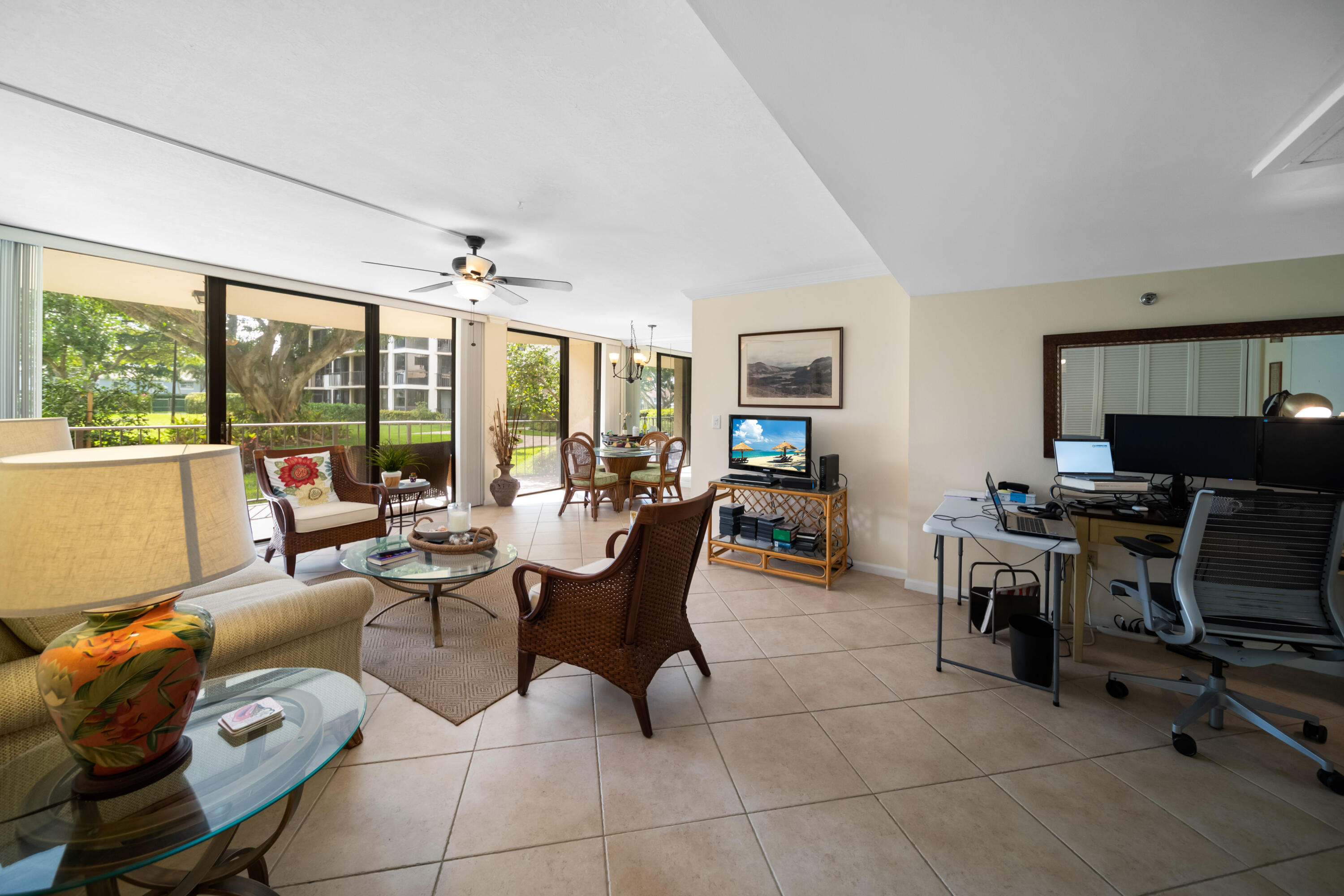 899 Jeffery Street, Unit 107 Boca Raton, FL 33487 - Photo 16 of 43 FXX_9580