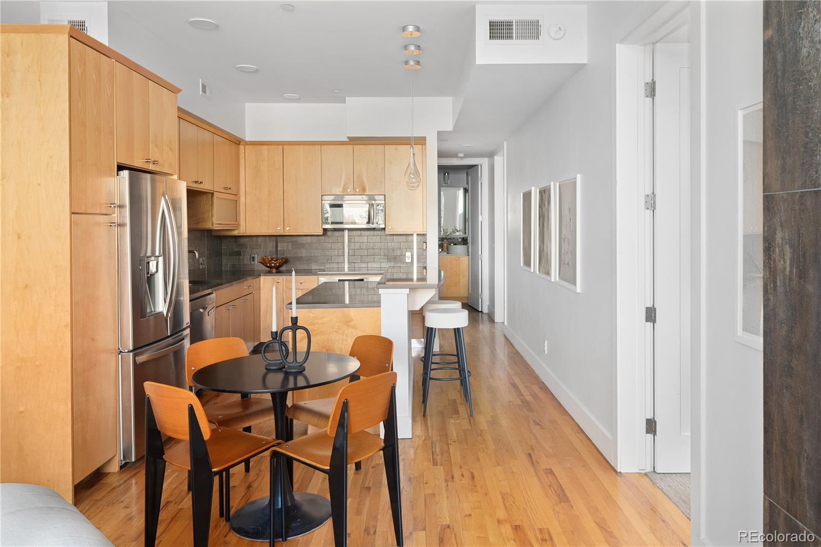 340 South Lafayette Street, Unit 201 Denver, CO 80209 - Photo 4 of 28