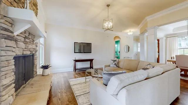 a view of livingroom with hardwood floor and window