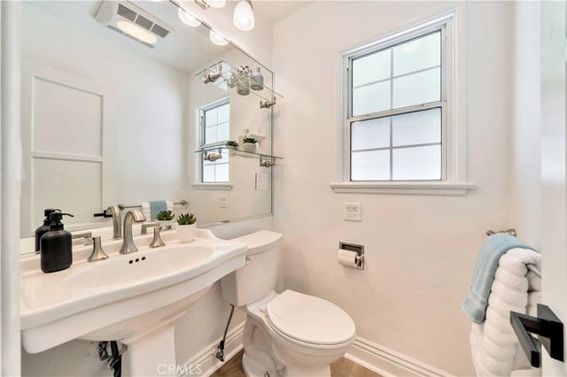 $1,942,500 | 1442 Walgrove Avenue, Los Angeles, CA 90066