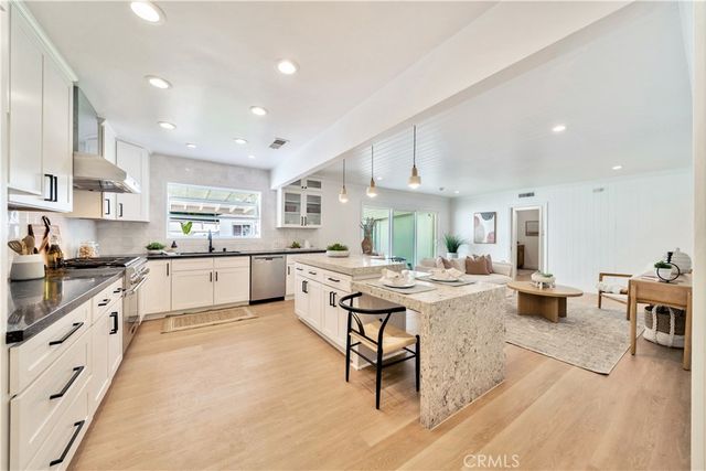 $1,942,500 | 1442 Walgrove Avenue, Los Angeles, CA 90066