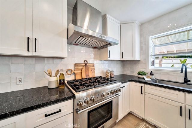 $1,942,500 | 1442 Walgrove Avenue, Los Angeles, CA 90066