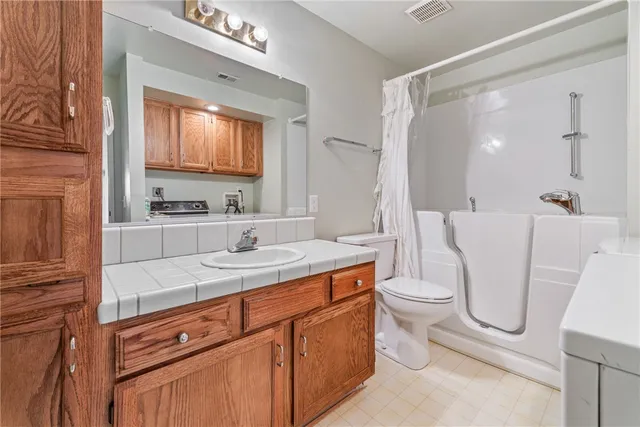 $239,000 | 19144 Cedar Drive, Apple Valley, CA 92308