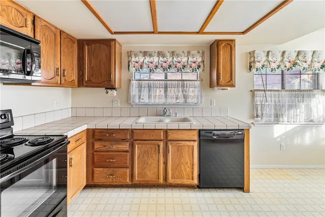 $239,000 | 19144 Cedar Drive, Apple Valley, CA 92308