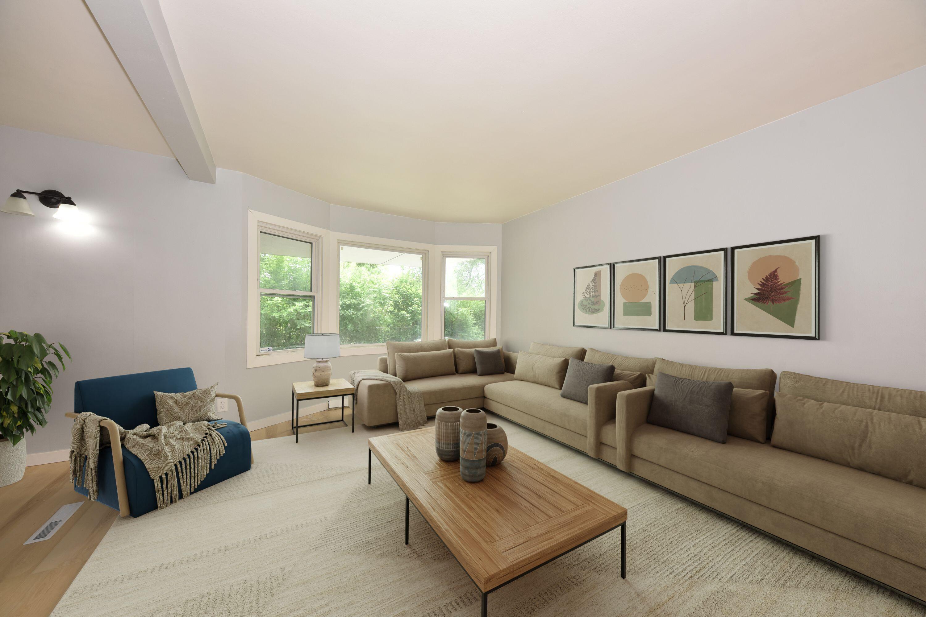 2129 North 47th Street Milwaukee, WI 53208 - Photo 2 of 23 2129_N_47th_EUP_5782_23-06-25_20_21