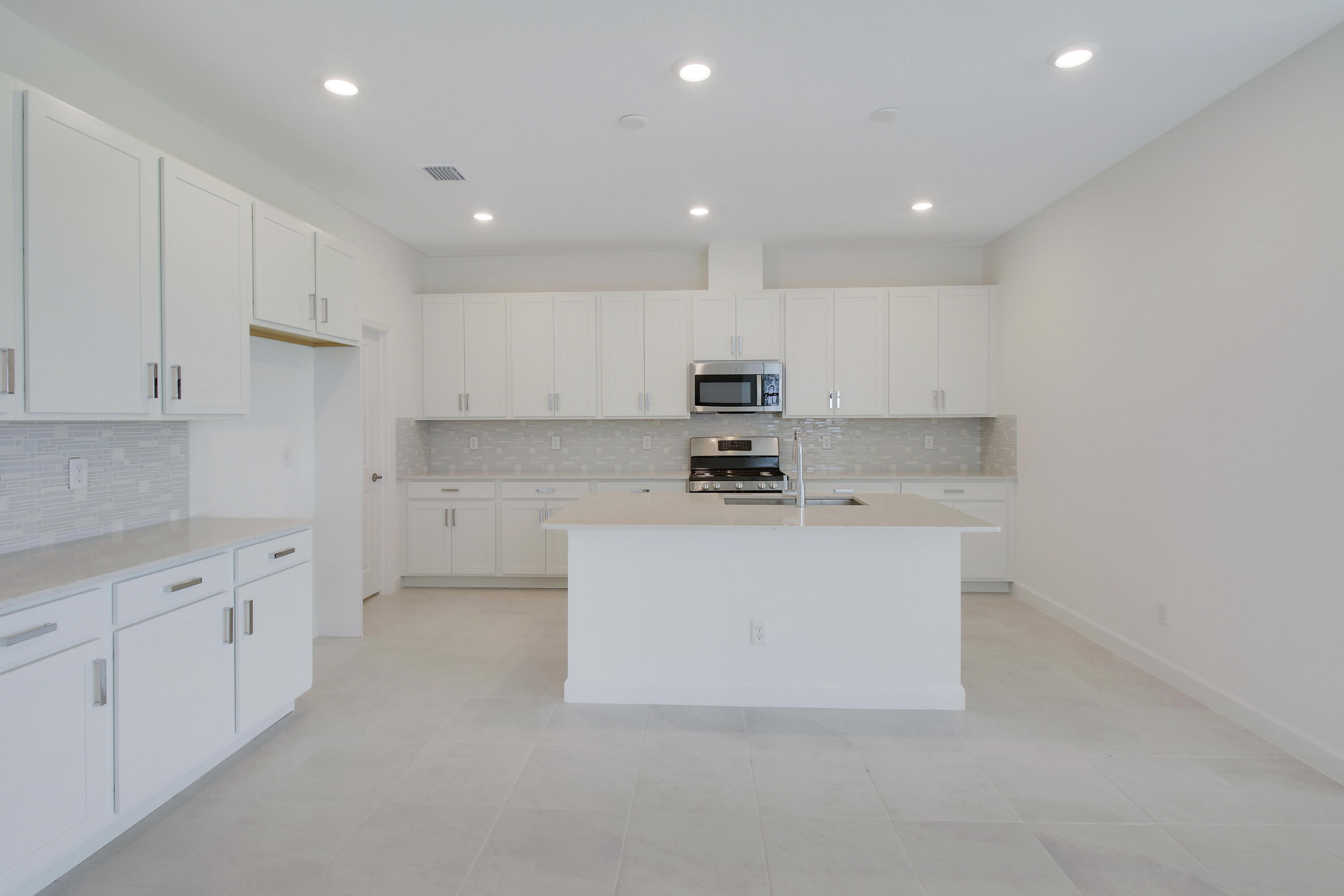 1306 Tangled Orch Trace Loxahatchee, FL 33470 - Photo 17 of 30 House2-8