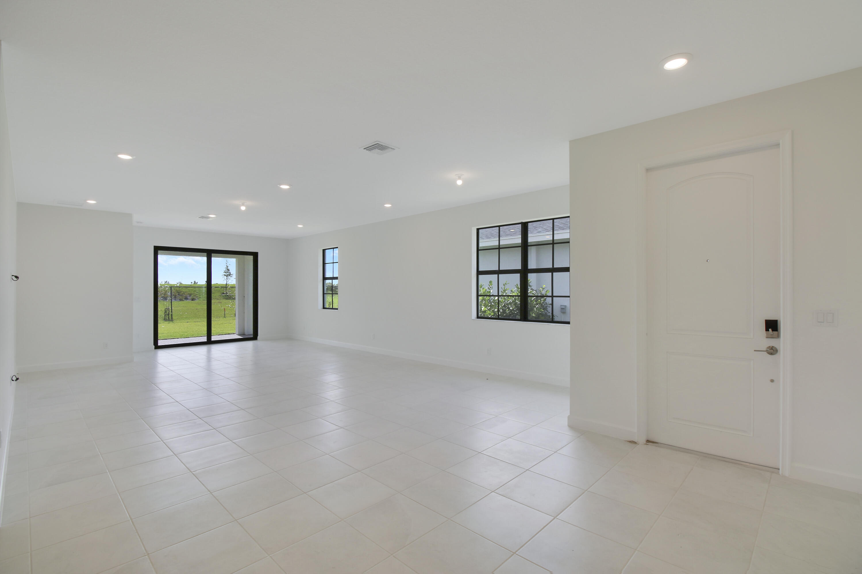 1306 Tangled Orch Trace Loxahatchee, FL 33470 - Photo 18 of 30 House2-9