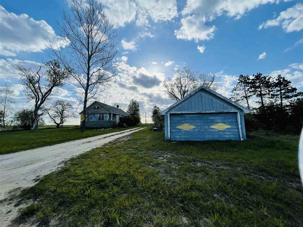 7302 North 35 Road Manton, MI 49663 - Photo 6 of 36 1887435-5.JPG