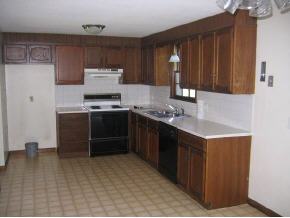 38 Island Pond Road Derry, NH 03038 - Photo 5 of 10
