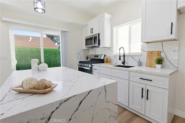 $599,500 | 3884 North Mountain View Avenue, San Bernardino, CA 92405